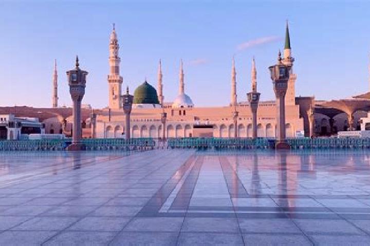 10 escort profiles in Al Madinah, Iraq. Browse companions, services, rates and book online. Incall and outcall available.
