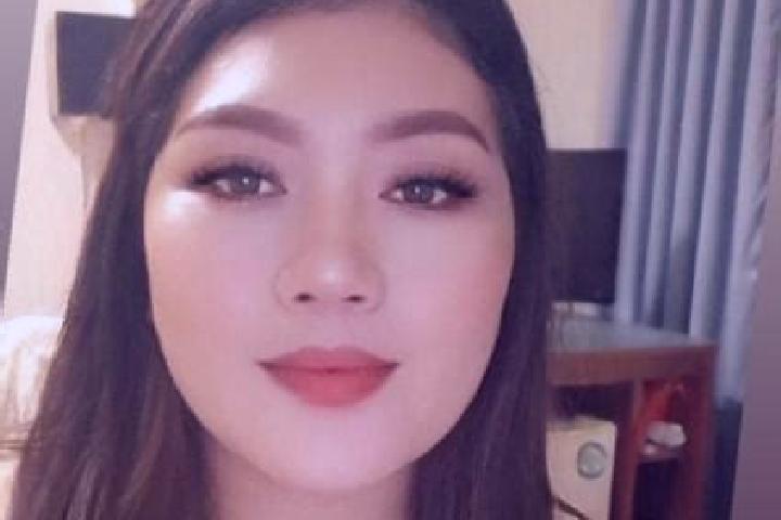 10 escort profiles in Chaozhu, China. Browse companions, services, rates and book online. Incall and outcall available.