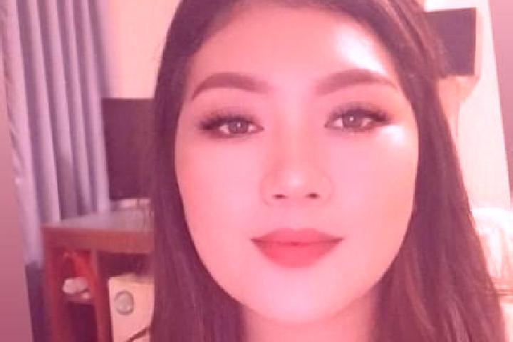 10 escort profiles in Desa Sukamaju, Indonesia. Browse companions, services, rates and book online. Incall and outcall available.