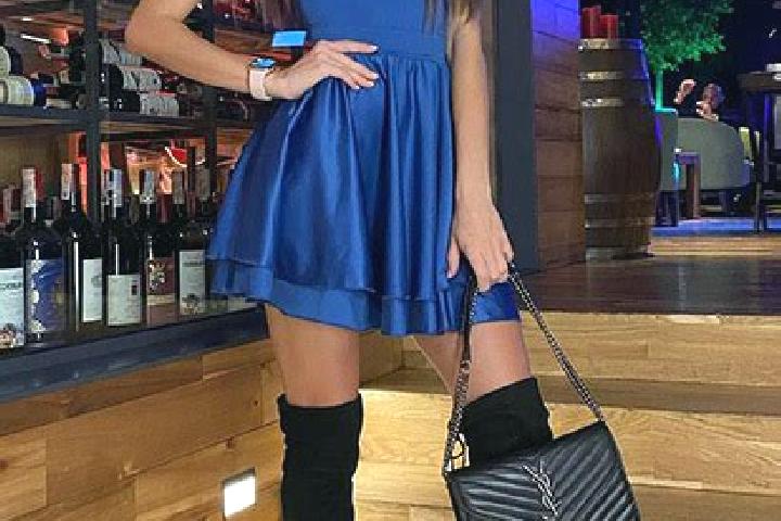 10 escort profiles in Floresti, Moldova. Browse companions, services, rates and book online. Incall and outcall available.