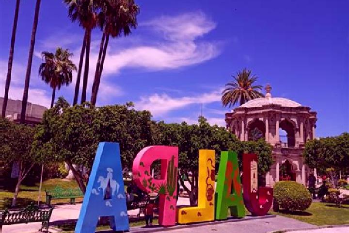10 escort profiles in Jalpa, Mexico. Browse companions, services, rates and book online. Incall and outcall available.