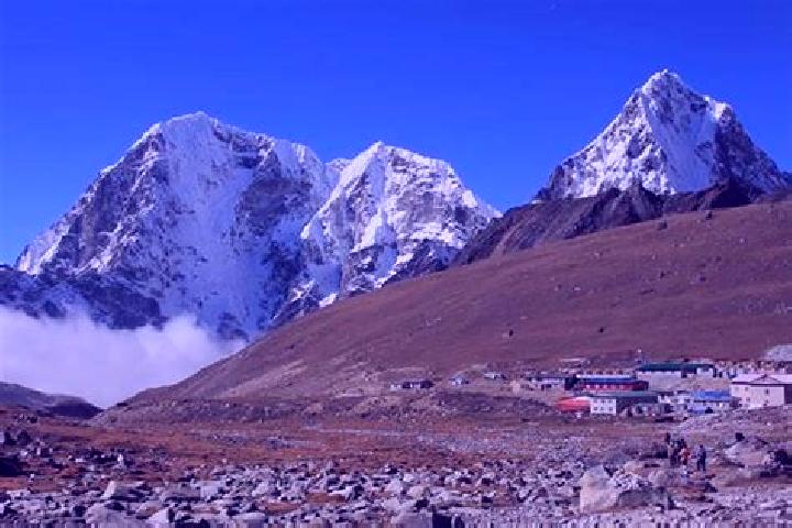 10 escort profiles in Lobuche, Nepal. Browse companions, services, rates and book online. Incall and outcall available.