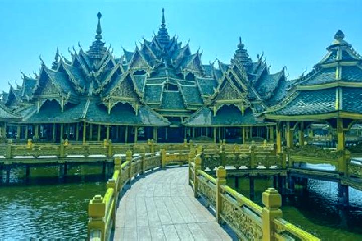 10 escort profiles in Muang Hongsa, Laos. Browse companions, services, rates and book online. Incall and outcall available.