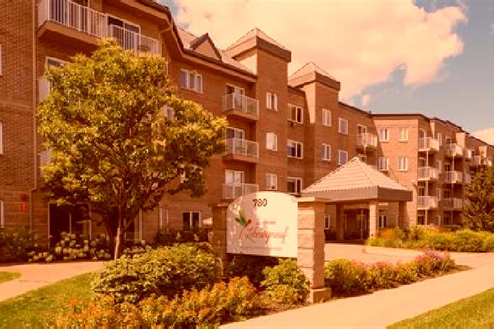 10 escort profiles in Neufchatel-Est-Lebourgneuf, Canada. Browse companions, services, rates and book online. Incall and outcall available.