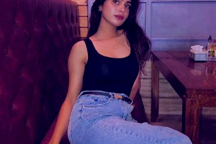 10 escort profiles in Salangaippalaiyam, India. Browse companions, services, rates and book online. Incall and outcall available.