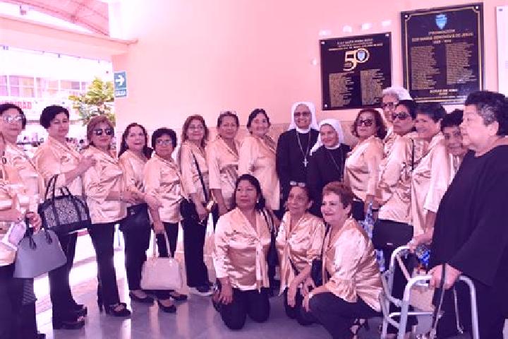 10 escort profiles in Santa Maria de los Angeles, Mexico. Browse companions, services, rates and book online. Incall and outcall available.