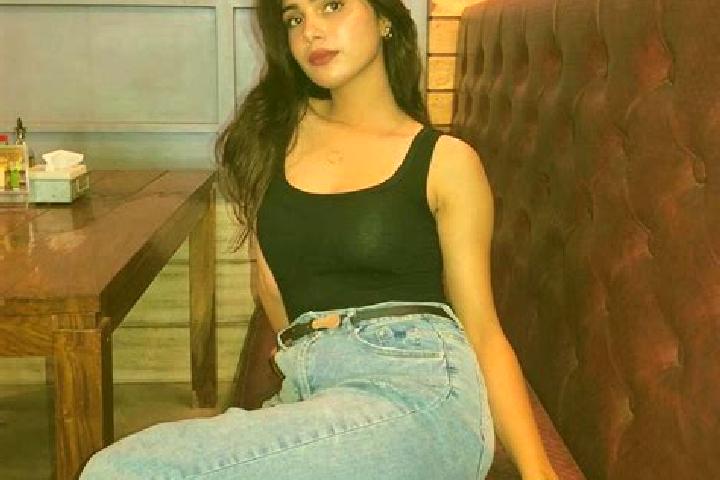10 escort profiles in Shokat as-Sufi, Palestine. Browse companions, services, rates and book online. Incall and outcall available.