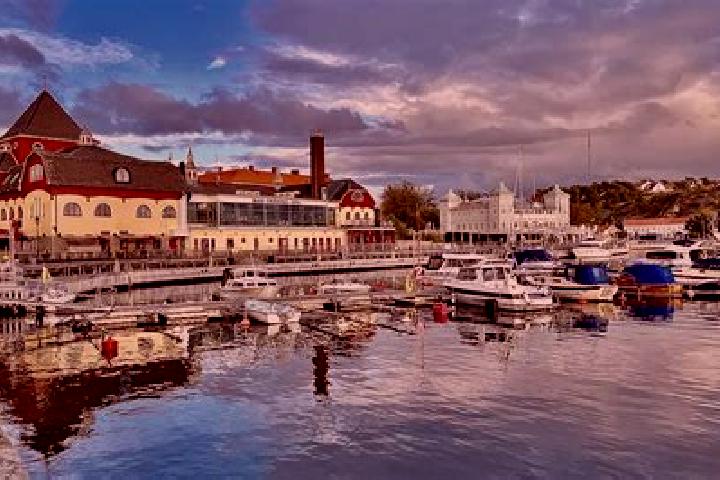 10 escort profiles in Stroemstad, Sweden. Browse companions, services, rates and book online. Incall and outcall available.