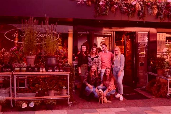11 escort profiles in De Drait, Netherlands. Browse companions, services, rates and book online. Incall and outcall available.