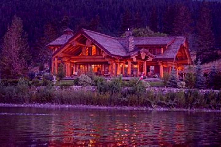 11 escort profiles in Forest, Canada. Browse companions, services, rates and book online. Incall and outcall available.