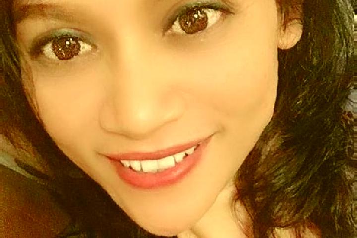 11 escort profiles in Halasztelek, Hungary. Browse companions, services, rates and book online. Incall and outcall available.