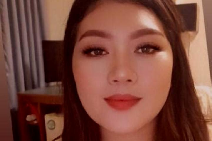11 escort profiles in Loang, Indonesia. Browse companions, services, rates and book online. Incall and outcall available.