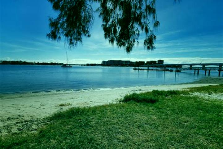 11 escort profiles in Paradise Point, Australia. Browse companions, services, rates and book online. Incall and outcall available.