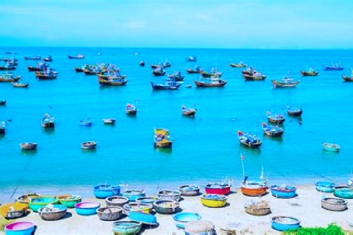 11 escort profiles in Phan Thiet, Vietnam. Browse companions, services, rates and book online. Incall and outcall available.