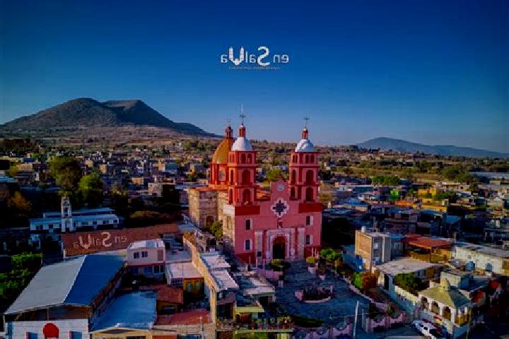 11 escort profiles in San Pedro de los Naranjos, Mexico. Browse companions, services, rates and book online. Incall and outcall available.
