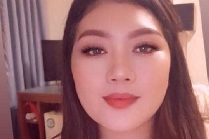 12 escort profiles in Awarawar, Indonesia. Browse companions, services, rates and book online. Incall and outcall available.