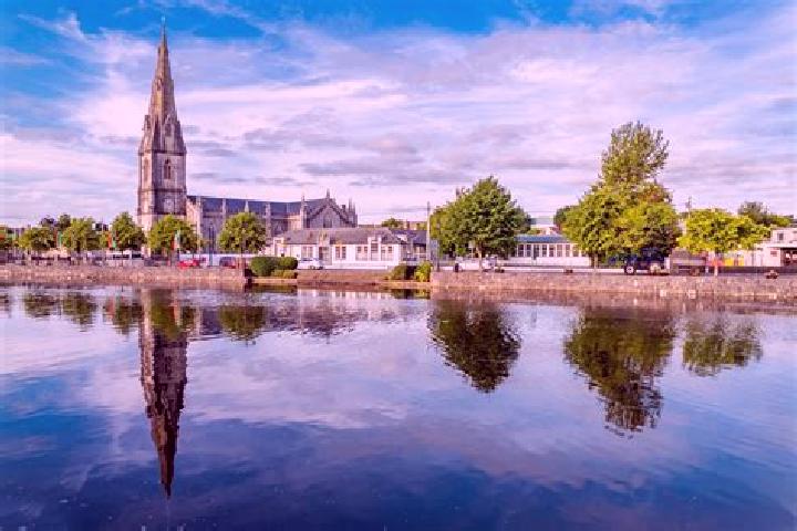 12 escort profiles in Ballina, Ireland. Browse companions, services, rates and book online. Incall and outcall available.