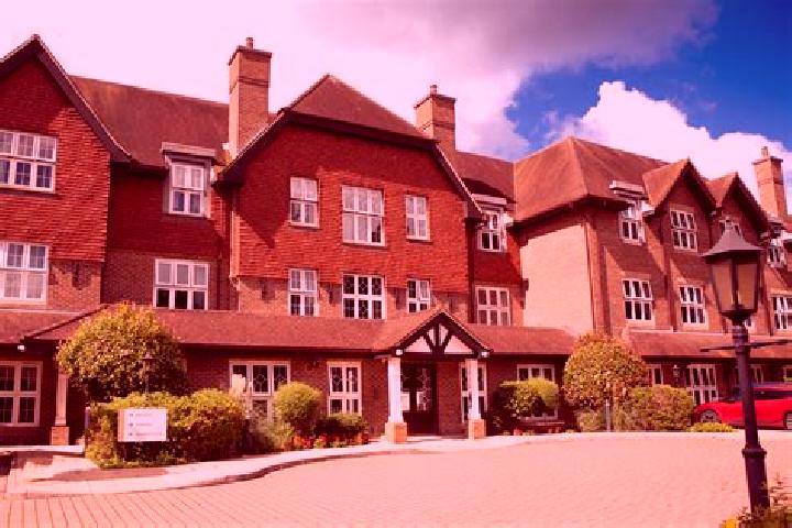 12 escort profiles in Beaconsfield, United Kingdom. Browse companions, services, rates and book online. Incall and outcall available.
