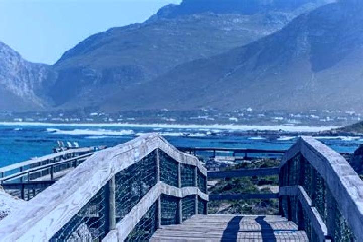 12 escort profiles in Betty s Goed, South Africa. Browse companions, services, rates and book online. Incall and outcall available.