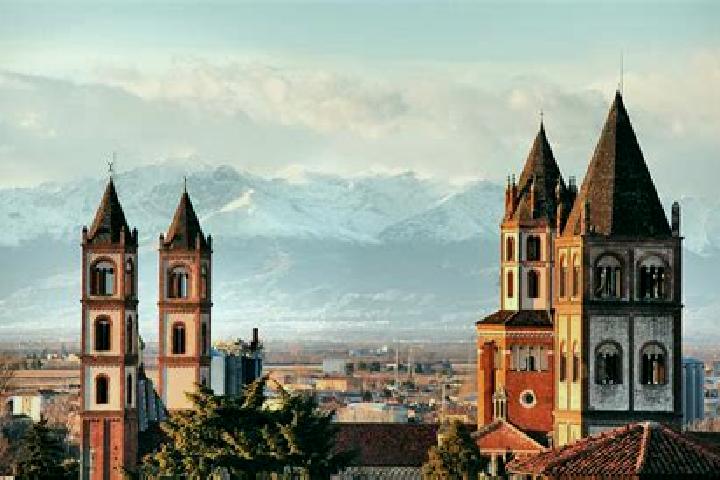 12 escort profiles in Fobello, Italy. Browse companions, services, rates and book online. Incall and outcall available.