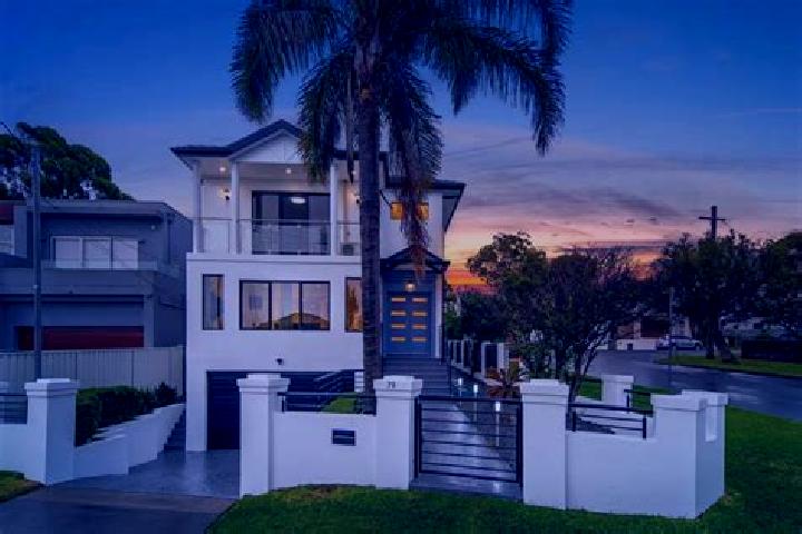 12 escort profiles in Hurstville Grove, Australia. Browse companions, services, rates and book online. Incall and outcall available.