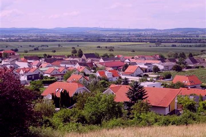 12 escort profiles in Kleinhoeflein im Burgenland, Austria. Browse companions, services, rates and book online. Incall and outcall available.