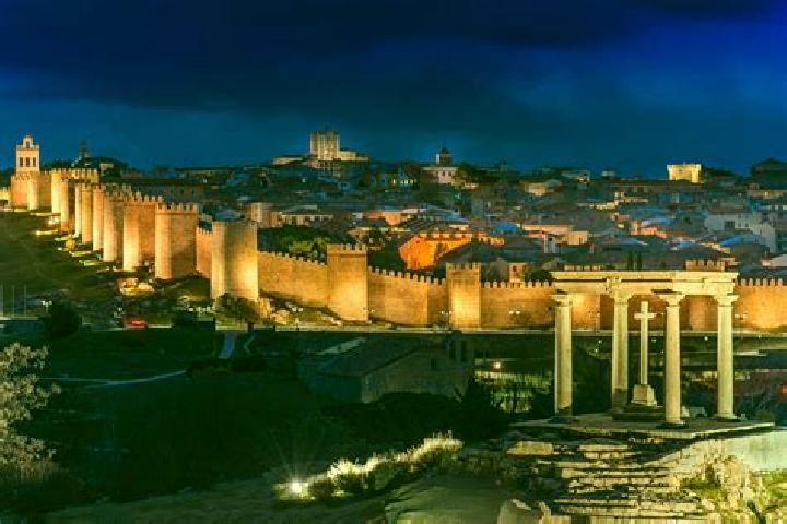 12 escort profiles in La Horcajada, Spain. Browse companions, services, rates and book online. Incall and outcall available.