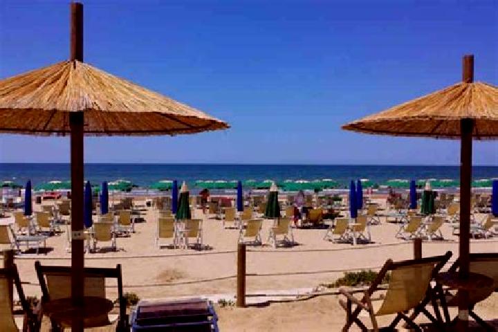 12 escort profiles in Lido dei Pini, Italy. Browse companions, services, rates and book online. Incall and outcall available.