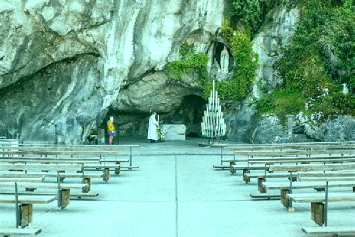 12 escort profiles in Lourdes, France. Browse companions, services, rates and book online. Incall and outcall available.