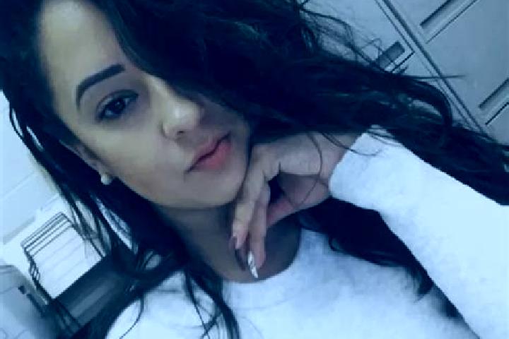 12 escort profiles in Mahalleh-ye Najafabad, Iran. Browse companions, services, rates and book online. Incall and outcall available.