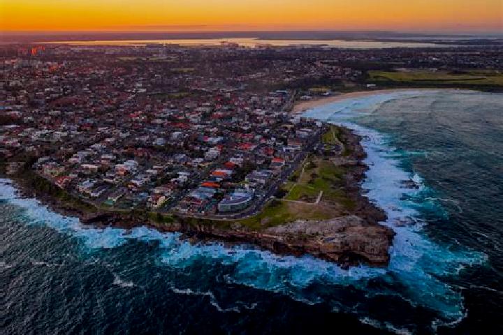 12 escort profiles in Maroubra, Australia. Browse companions, services, rates and book online. Incall and outcall available.