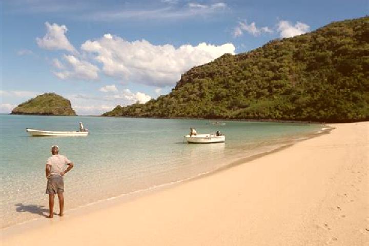 12 escort profiles in Mtsahara, Mayotte. Browse companions, services, rates and book online. Incall and outcall available.
