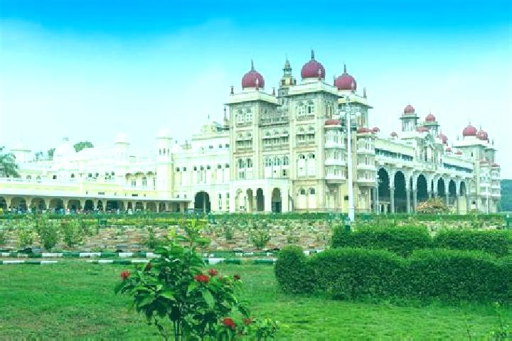 12 escort profiles in Mysuru, India. Browse companions, services, rates and book online. Incall and outcall available.