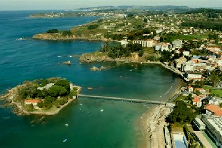 12 escort profiles in Oleiros, Spain. Browse companions, services, rates and book online. Incall and outcall available.