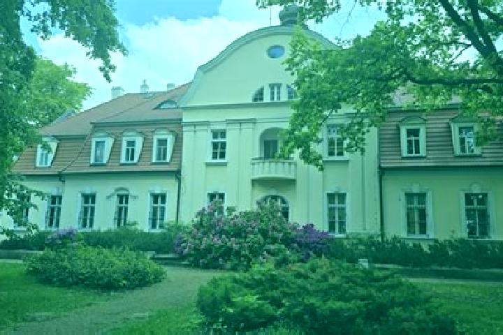 12 escort profiles in Ostrow Wielkopolski, Poland. Browse companions, services, rates and book online. Incall and outcall available.