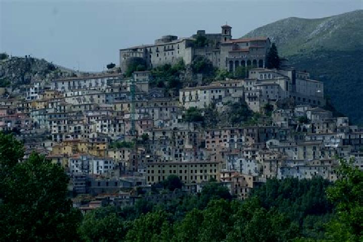 12 escort profiles in San Paolo Albanese, Italy. Browse companions, services, rates and book online. Incall and outcall available.