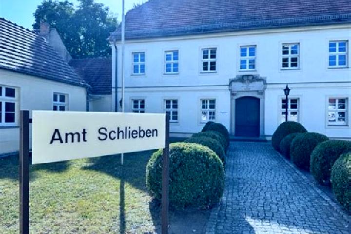 12 escort profiles in Schlieben, Germany. Browse companions, services, rates and book online. Incall and outcall available.