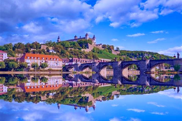 12 escort profiles in Schwarzenbach an der Pielach, Austria. Browse companions, services, rates and book online. Incall and outcall available.