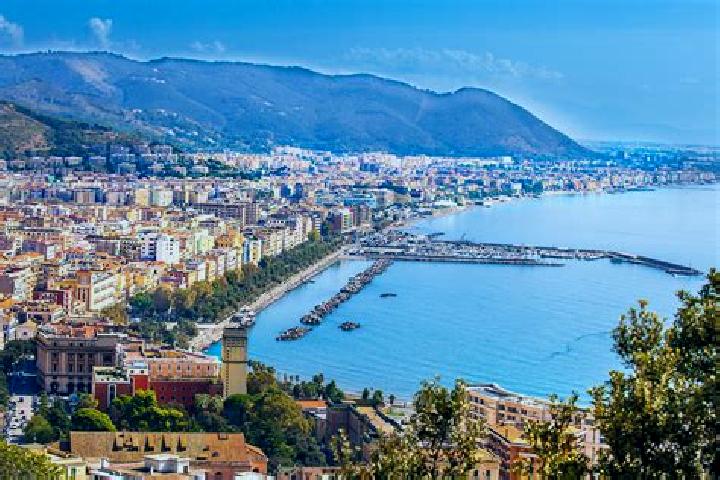 12 escort profiles in Siano, Italy. Browse companions, services, rates and book online. Incall and outcall available.