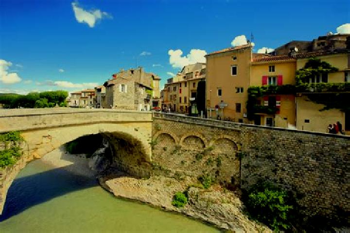12 escort profiles in Vaison-la-Romaine, France. Browse companions, services, rates and book online. Incall and outcall available.