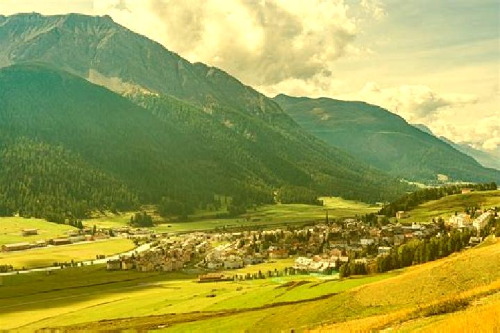12 escort profiles in Zuoz, Switzerland. Browse companions, services, rates and book online. Incall and outcall available.