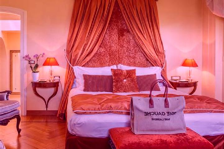 13 escort profiles in Cassago Brianza, Italy. Browse companions, services, rates and book online. Incall and outcall available.
