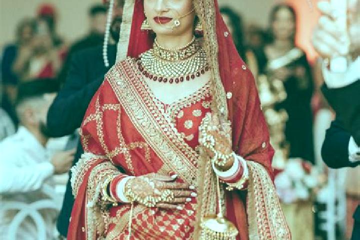 13 escort profiles in Dabwali, India. Browse companions, services, rates and book online. Incall and outcall available.