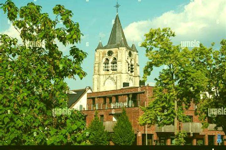 13 escort profiles in Heule, Belgium. Browse companions, services, rates and book online. Incall and outcall available.