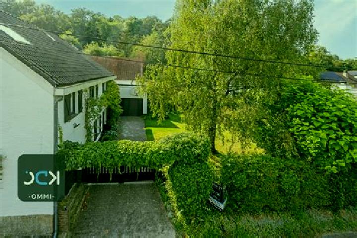 13 escort profiles in Huldenberg, Belgium. Browse companions, services, rates and book online. Incall and outcall available.