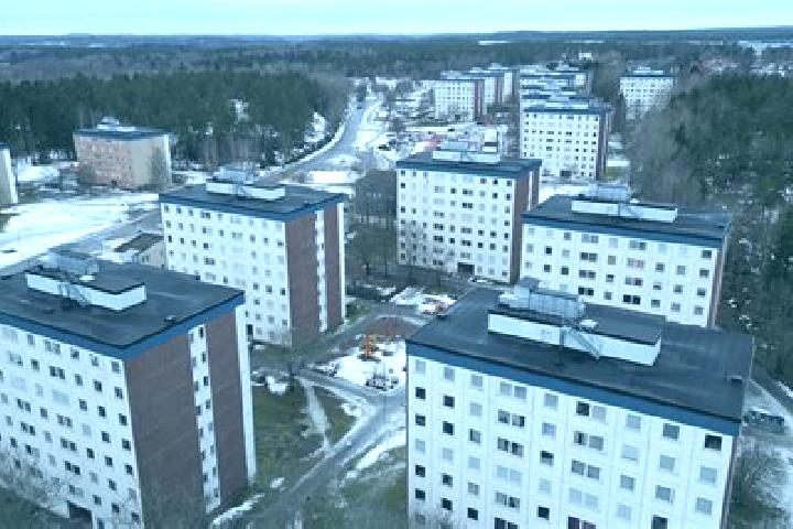 13 escort profiles in Jordbro, Sweden. Browse companions, services, rates and book online. Incall and outcall available.