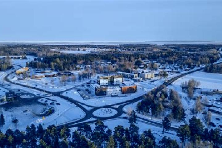 13 escort profiles in Larsmo, Finland. Browse companions, services, rates and book online. Incall and outcall available.
