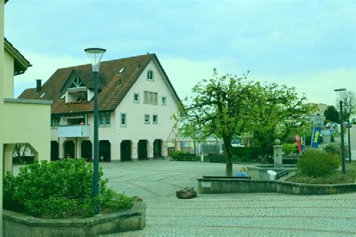 13 escort profiles in Oetwil / Oetwil an der Limmat, Switzerland. Browse companions, services, rates and book online. Incall and outcall available.