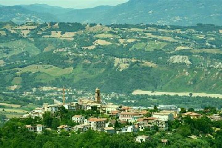 13 escort profiles in Penne, Italy. Browse companions, services, rates and book online. Incall and outcall available.