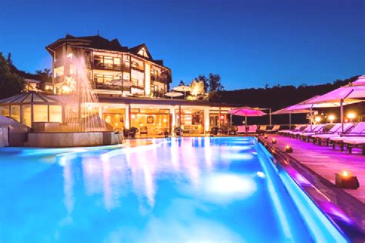 13 escort profiles in Reisbach, Germany. Browse companions, services, rates and book online. Incall and outcall available.